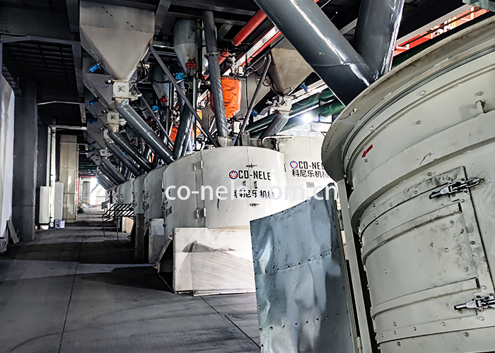 Mezclador refractario intensivo en la producción de ladrillos de carbono de magnesia